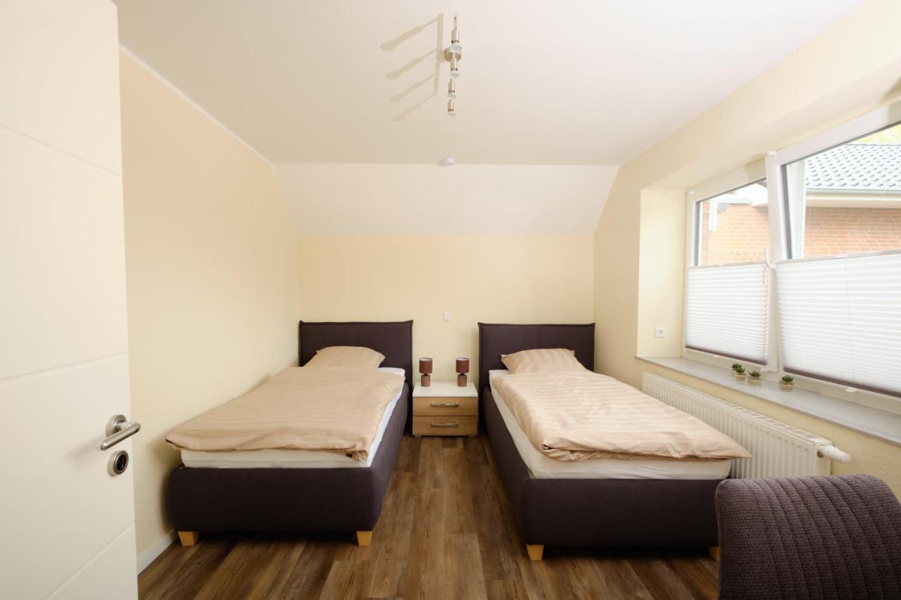 Ferienwohnung Schwarting Wiefelstede Ngoại thất bức ảnh