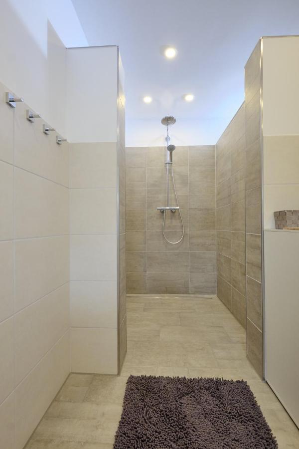 Ferienwohnung Schwarting Wiefelstede Ngoại thất bức ảnh